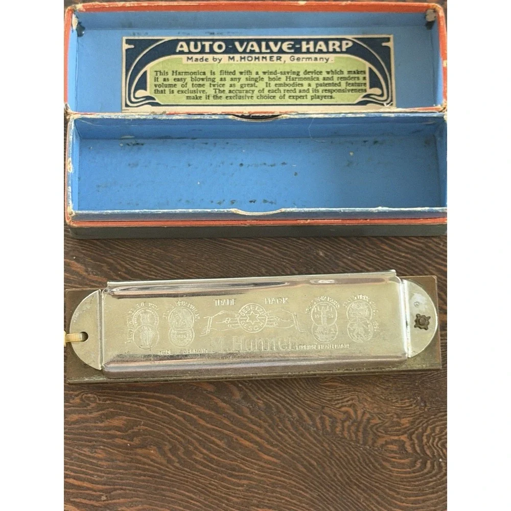 Vintage M. Hohner Auto Valve Harp Harmonica Key of A Silver Metal Original Box